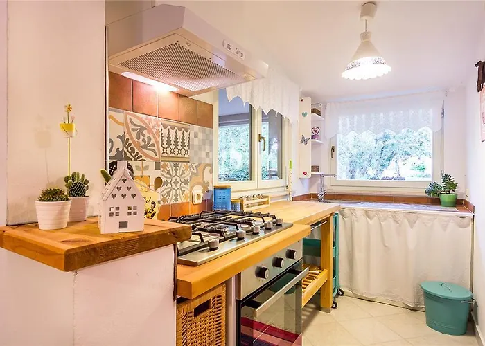 House Mladen 펜션 *