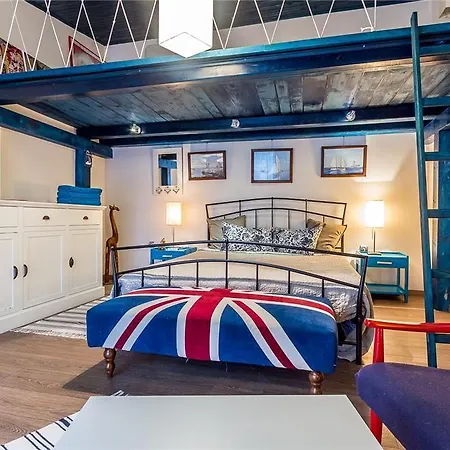 Prázdninový dům House Mladen *