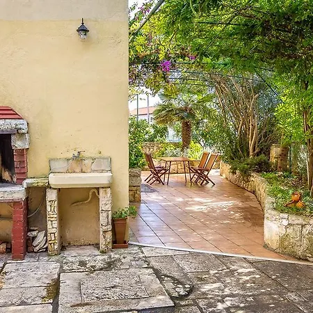 House Mladen Medulin