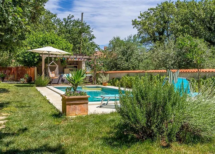 House House Mladen *