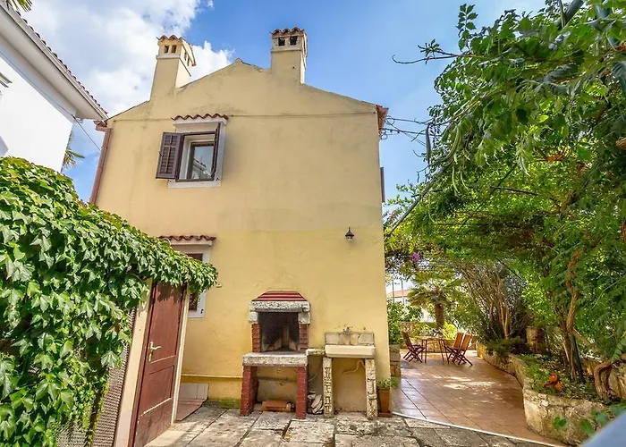 House Mladen * Medolino